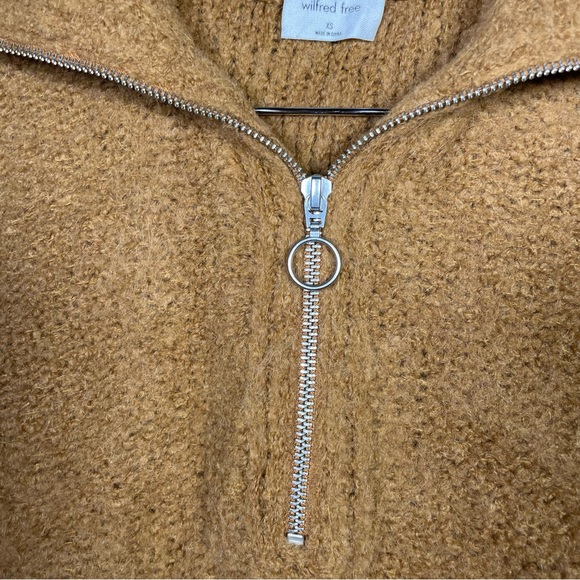 Aritzia Wilfred Free  yellow sweater pullover  half zipped  size  XS - Picture 3 of 9